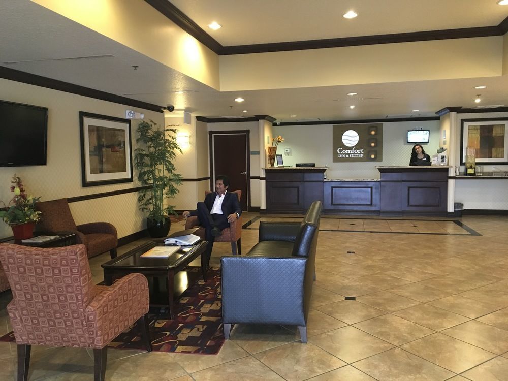 Comfort Inn & Suites Maingate South Davenport Exterior foto